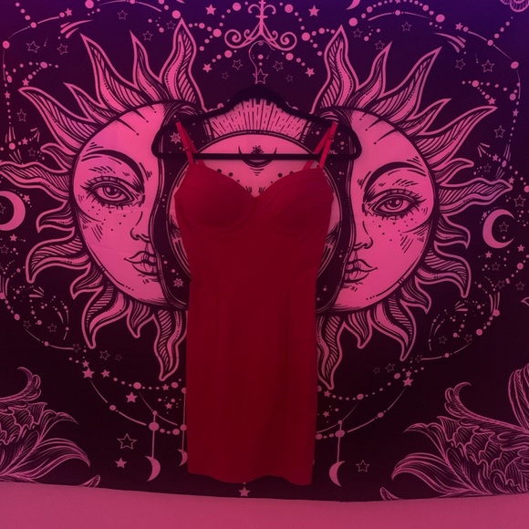 Red Bodycon Dress - Picture 1 of 4